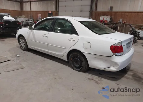 2005 Toyota Camry Le from USA, damaged, VIN 4T1BE30K25U560482